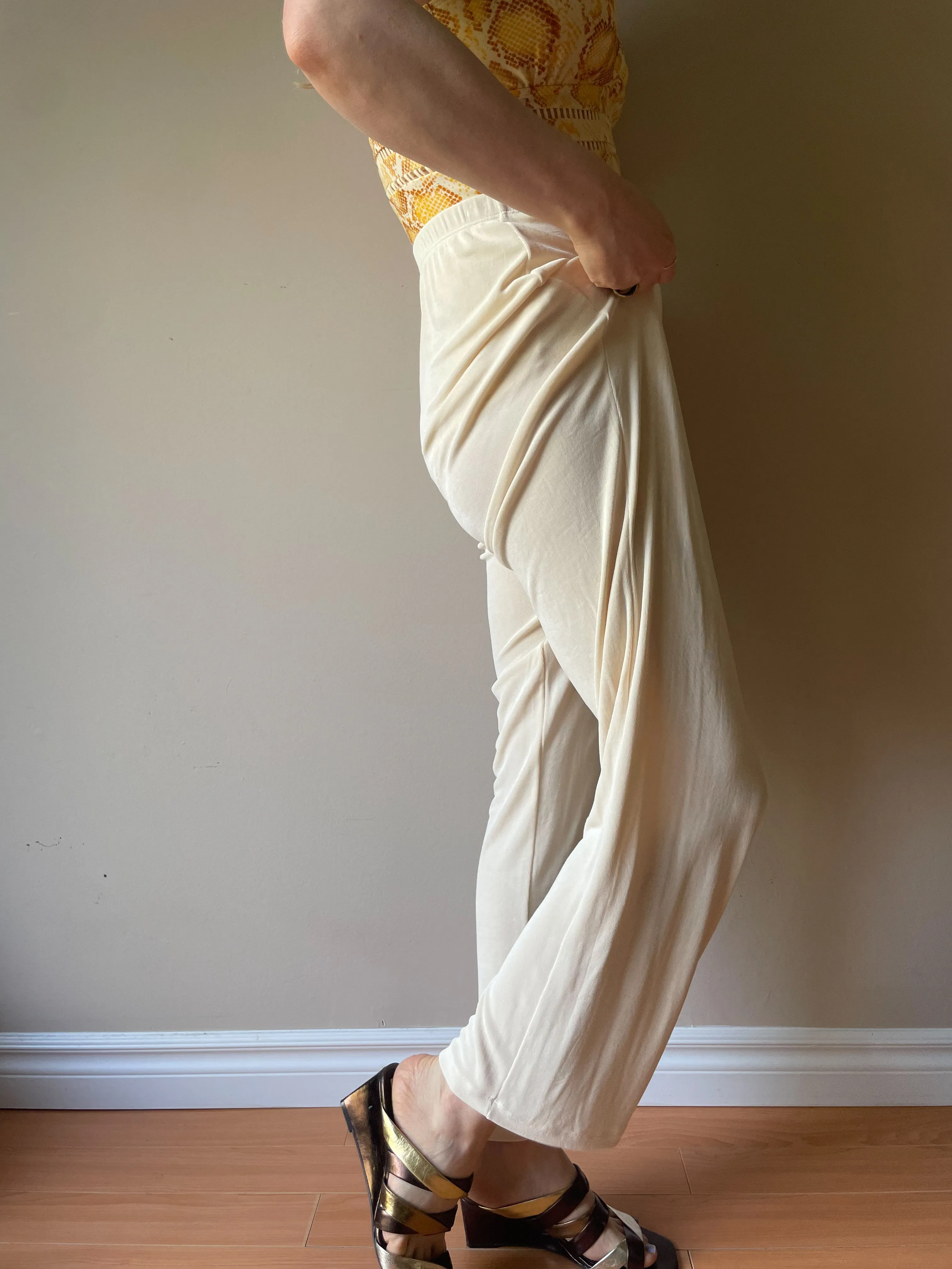 Kim & Co. Cream High Rise Stretch Wide Leg Pants - S/M