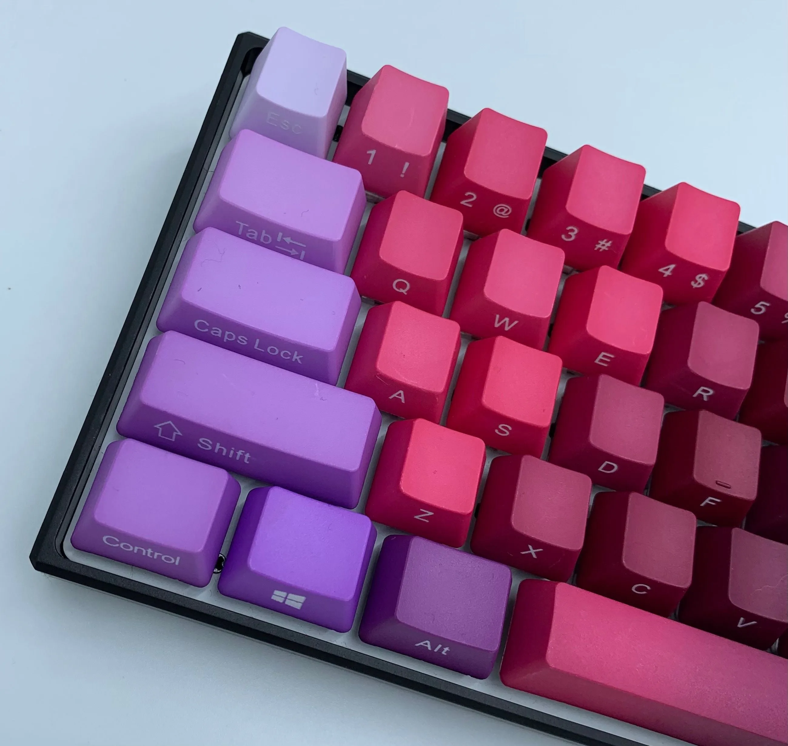 Nebula Fade Keycap Set - Alpherior Keycaps