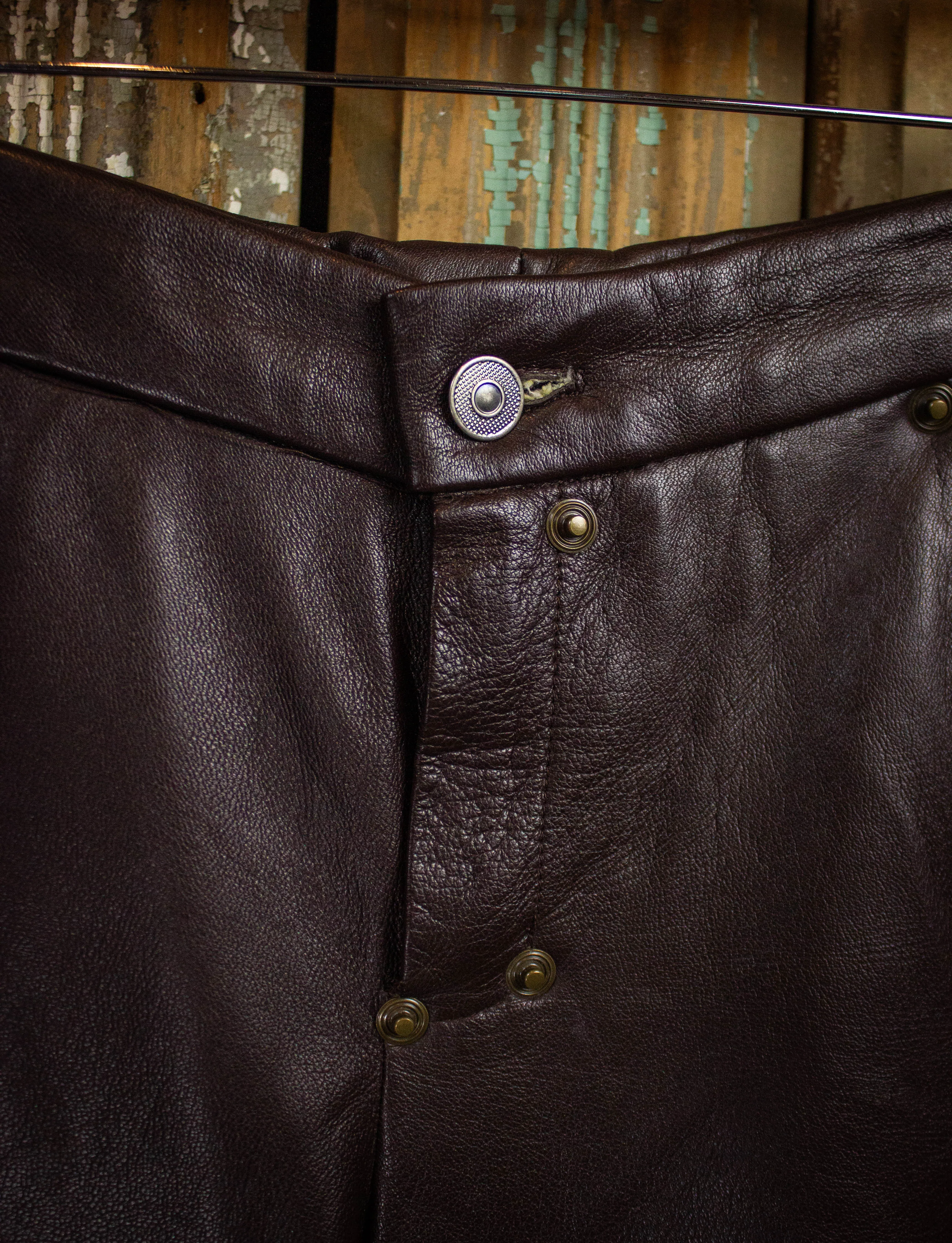 Vintage Brown Leather Shorts 30w