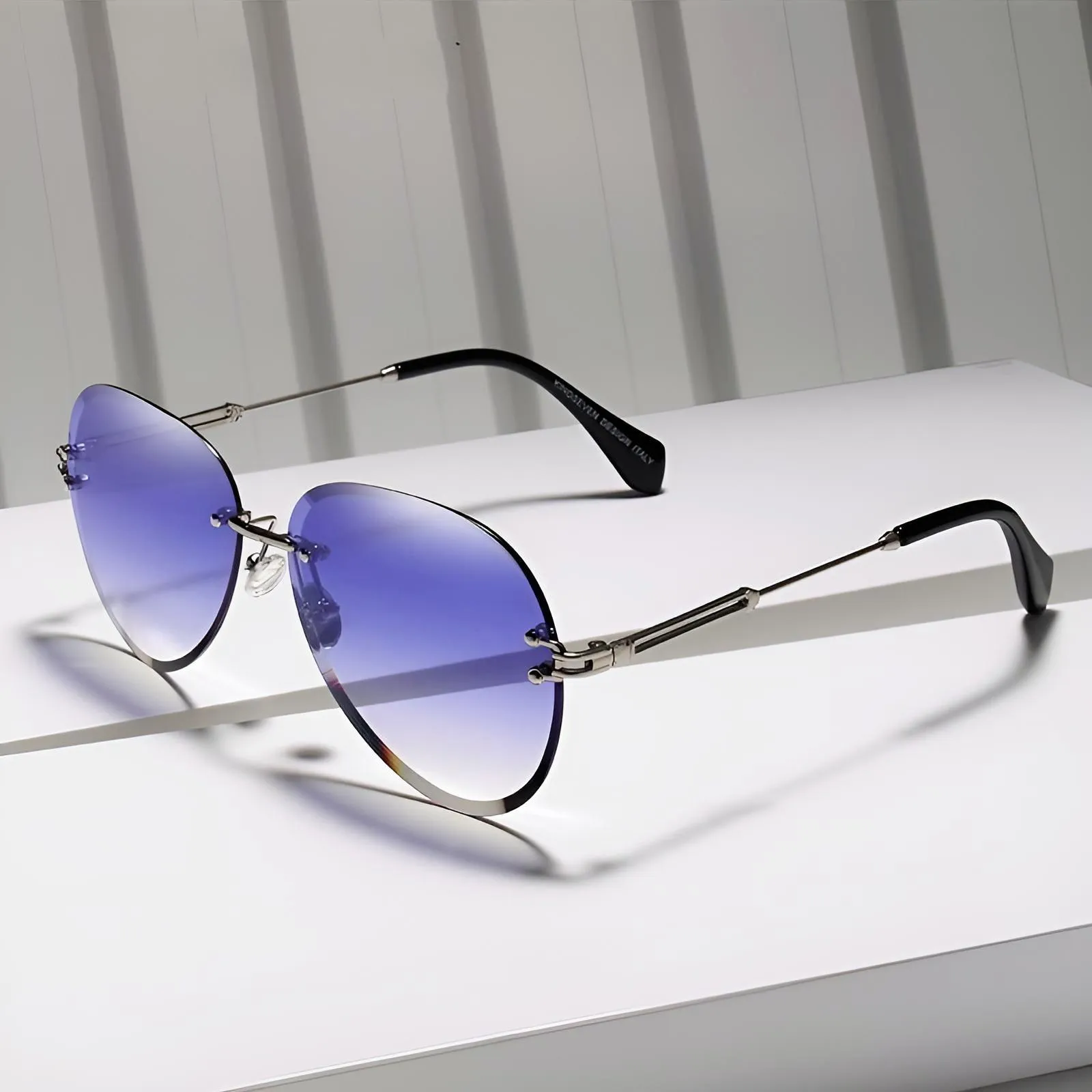 Women's Gradient Rimless Sunglasses